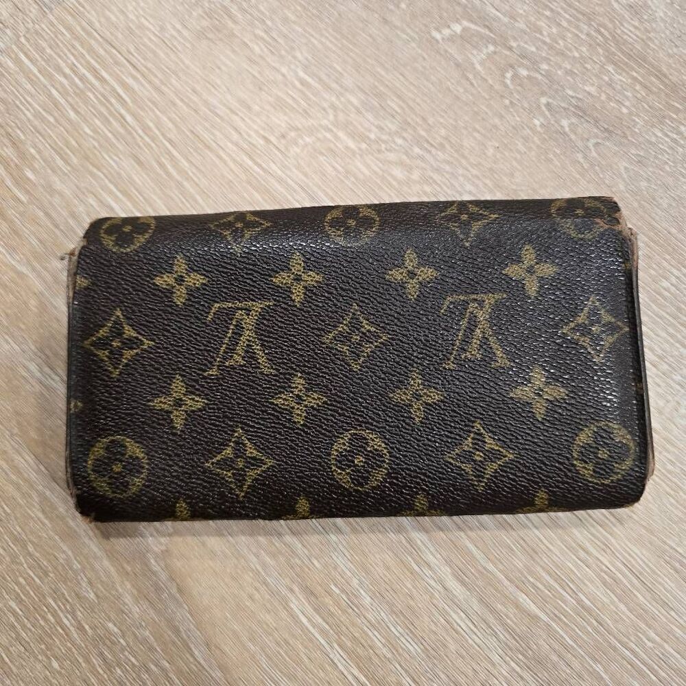 Louis Vuitton Sarah Wallet Women OS Brown Monogram Canvas Bifold Snap Closure - Picture 8 of 8